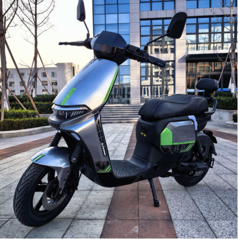 F8 Pedal Scooter